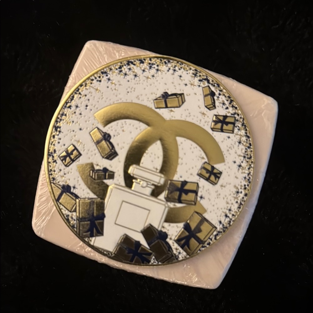 CHANEL No.5 scented bath soap - Picture 8 of 8